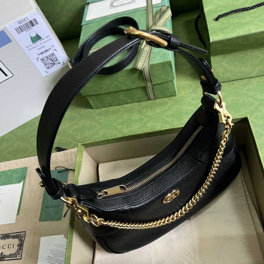 Gucci 731817 Aphrodite small shoulder bag in black leather