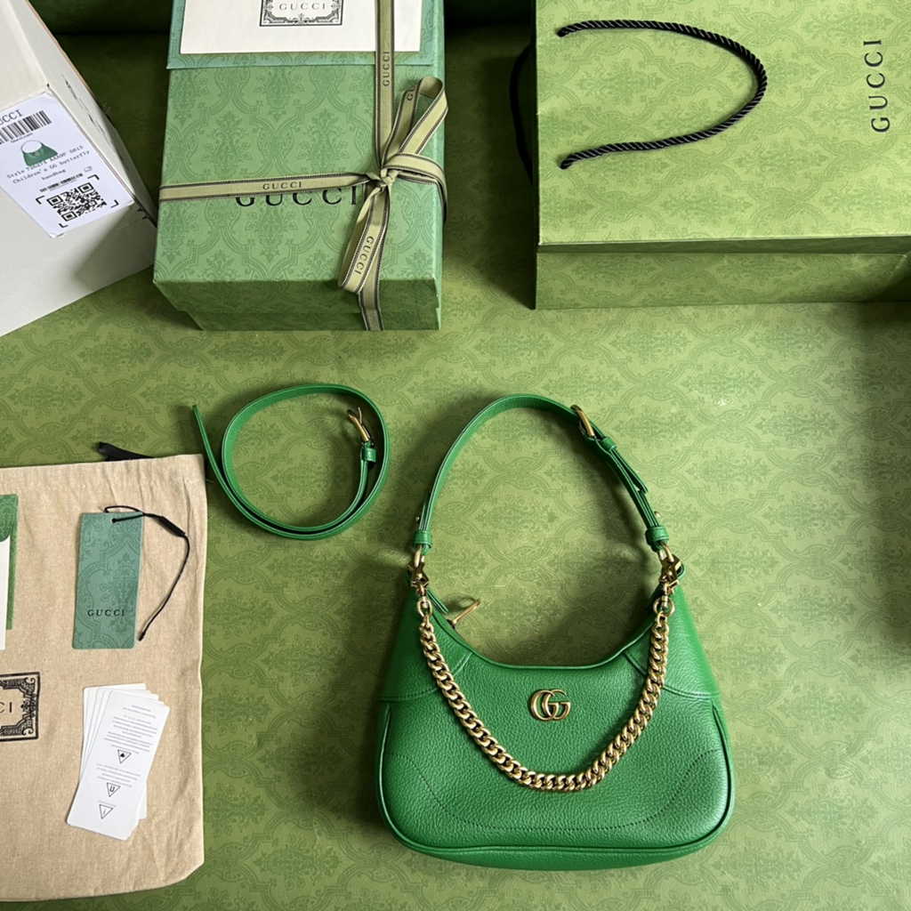 Gucci 731817 Aphrodite small shoulder bag in green leather