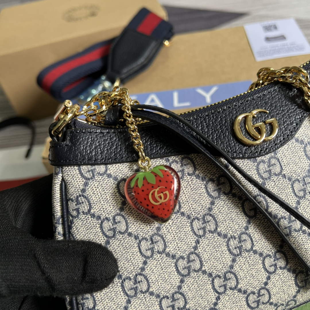 Gucci 735132 Ophidia small handbag Blue leather