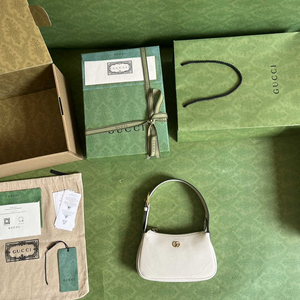 Gucci 739076 Aphrodite mini shoulder bag in beige leather
