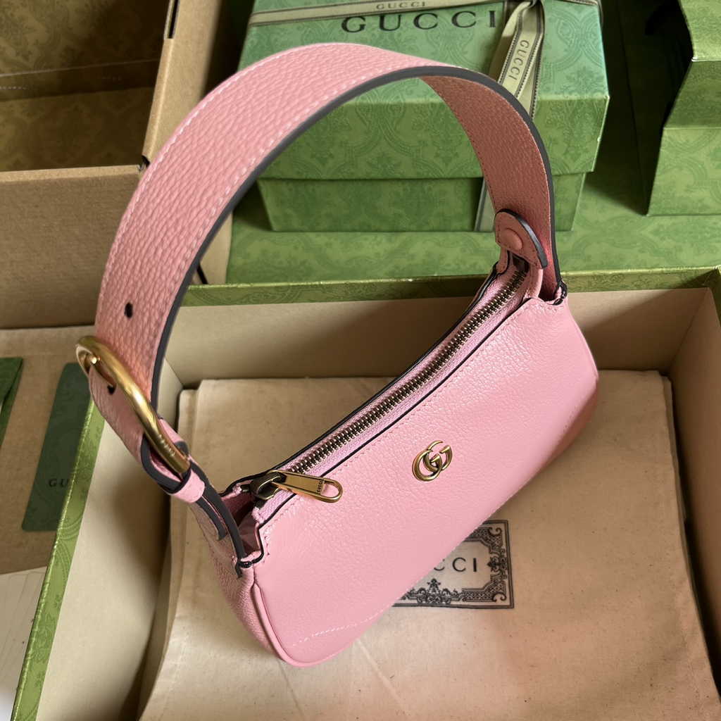 Gucci 739076 Aphrodite mini shoulder bag in pink leather