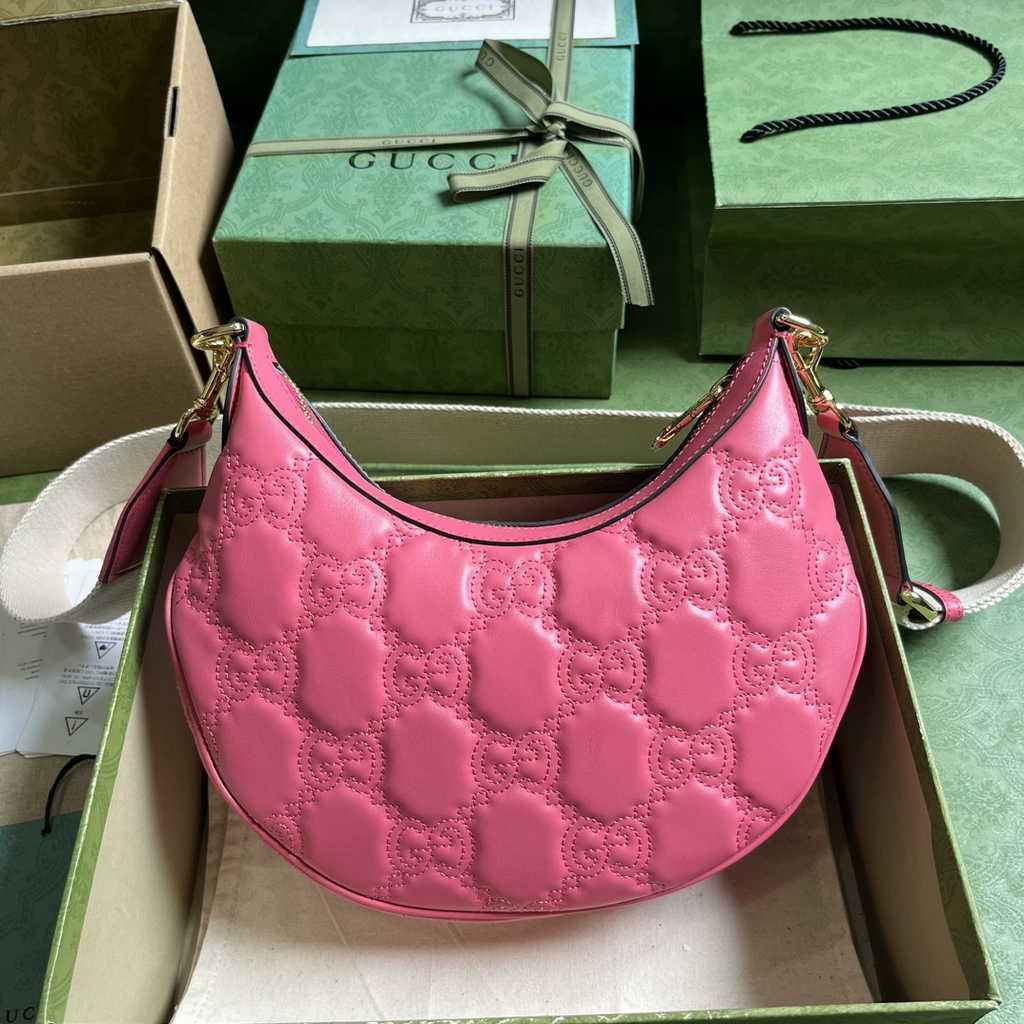 Gucci ‎739709 GG Matelassé small shoulder bag in plum leather