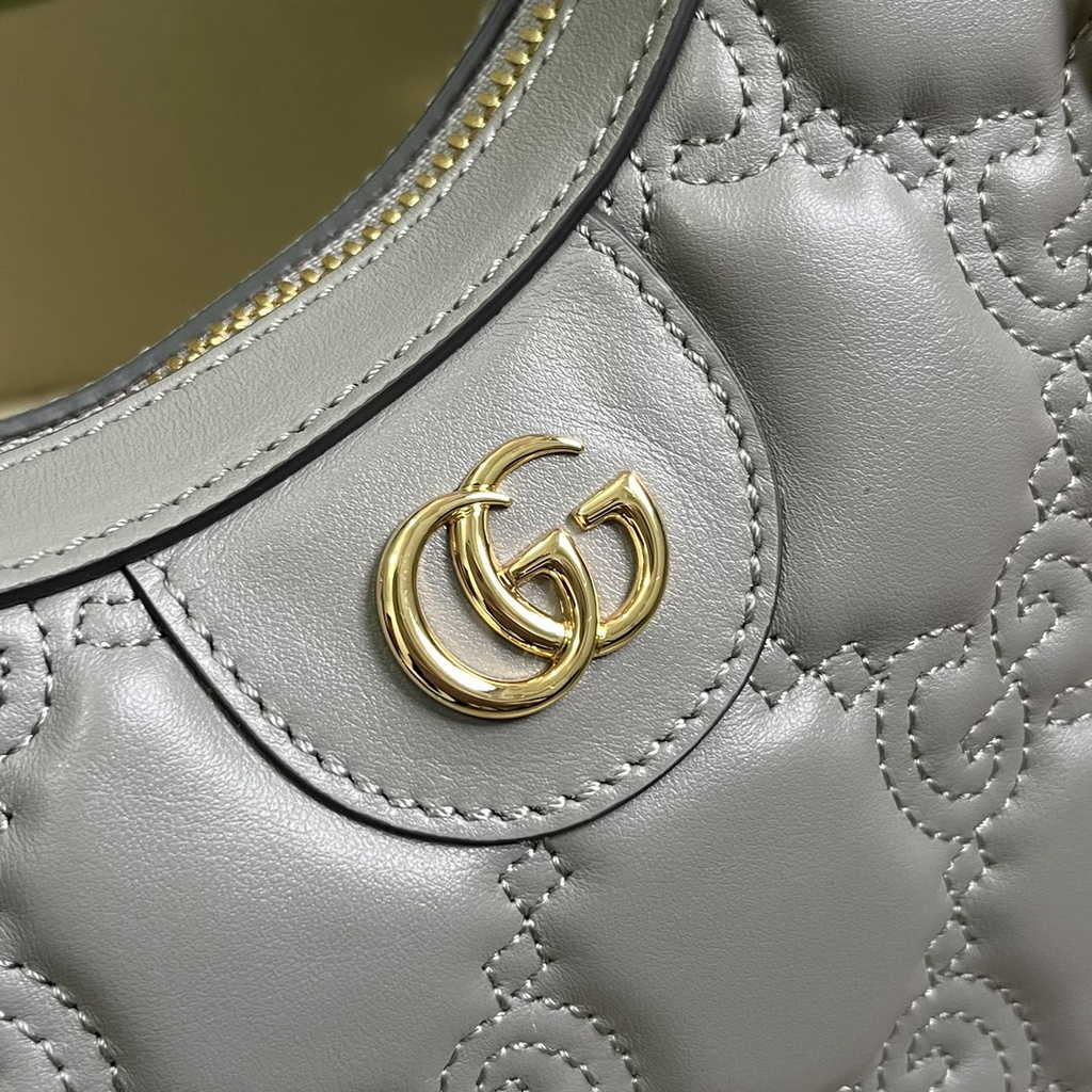 Gucci ‎739736 GG Matelassé mini bag in Gray leather