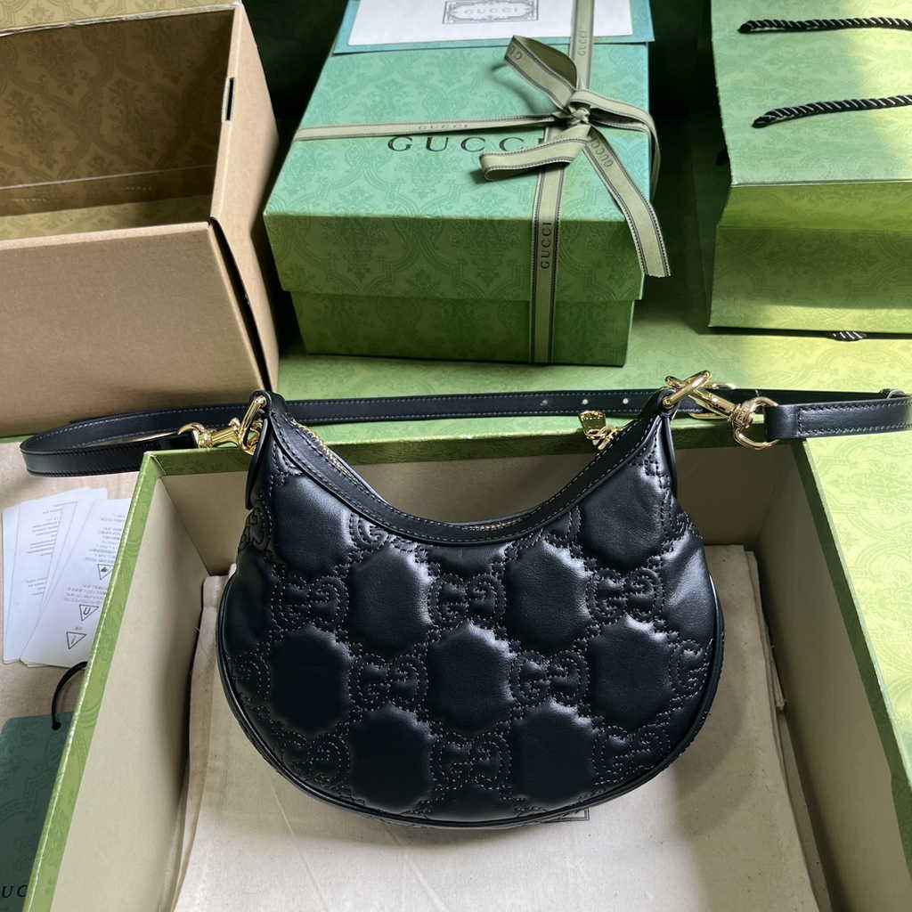 Gucci ‎739736 GG Matelassé mini bag in Black leather