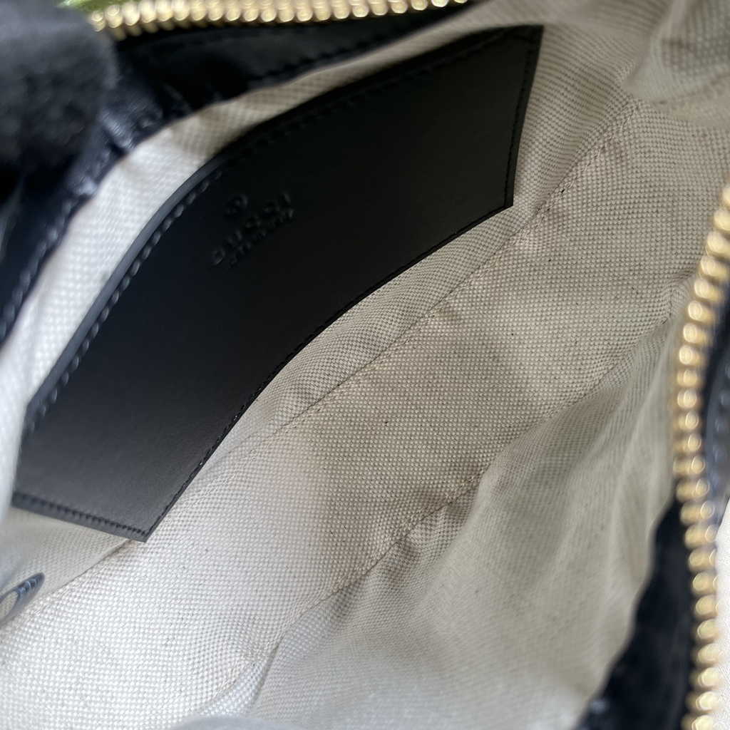 Gucci ‎739736 GG Matelassé mini bag in Black leather