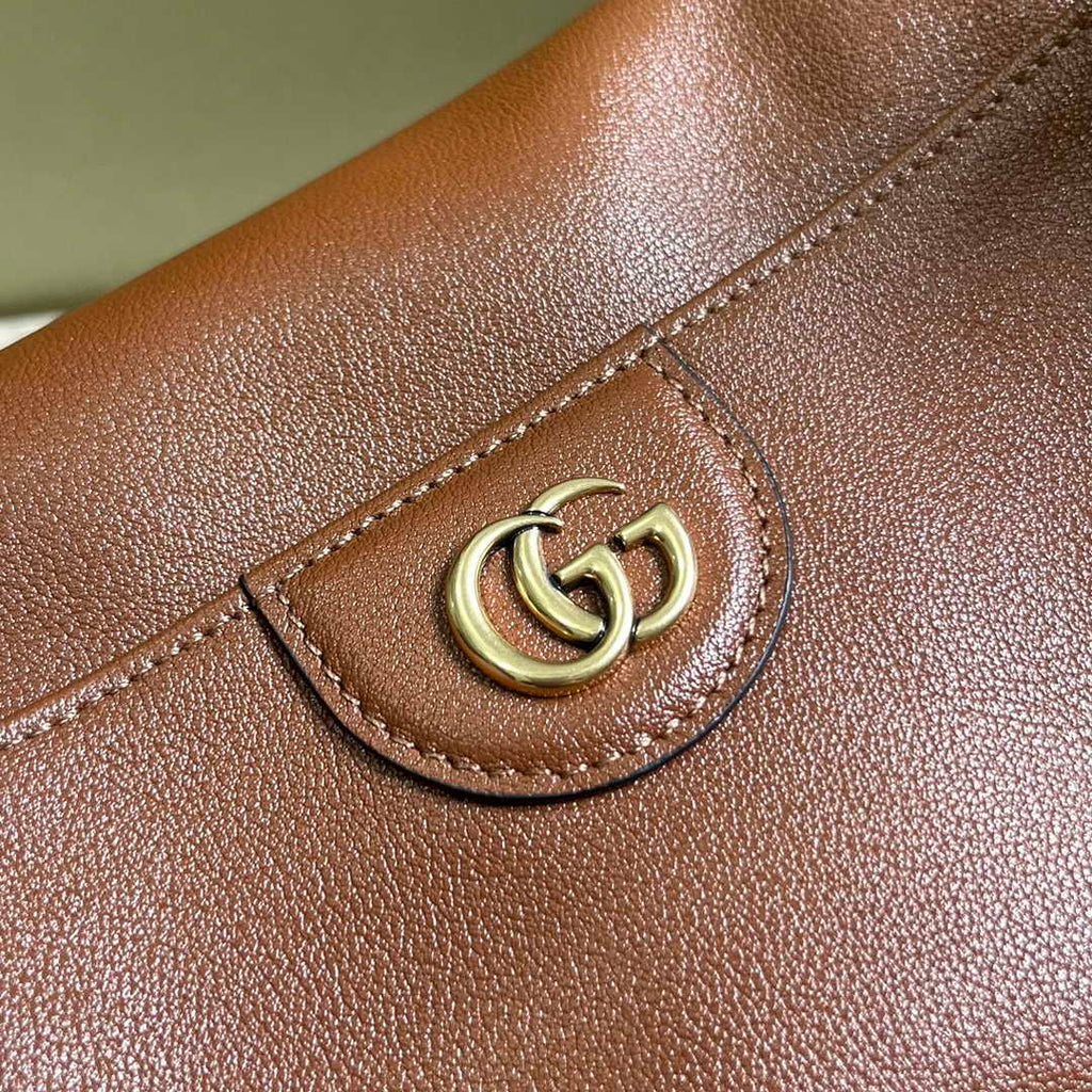 Gucci 746124 Diana medium shoulder bag in brown leather