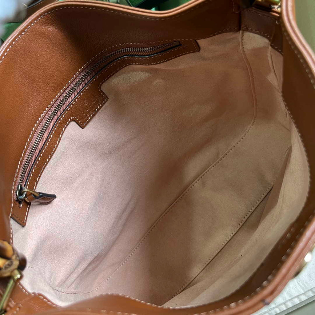 Gucci 746124 Diana medium shoulder bag in brown leather