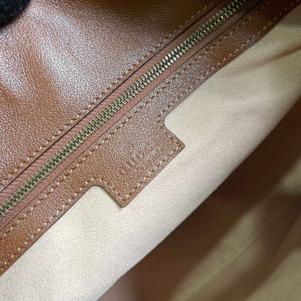 Gucci 746124 Diana medium shoulder bag in brown leather