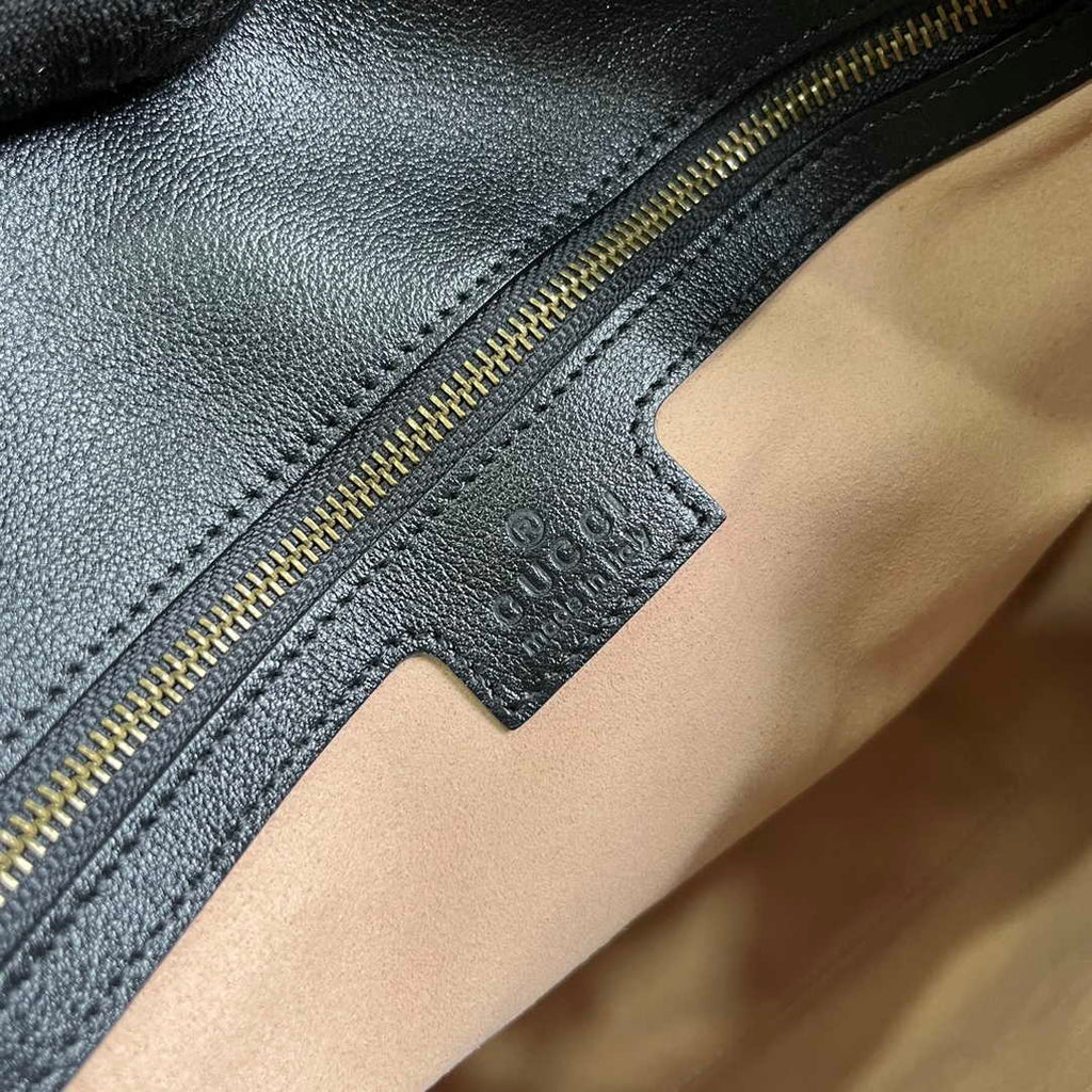 Gucci 746124 Diana medium shoulder bag in black leather
