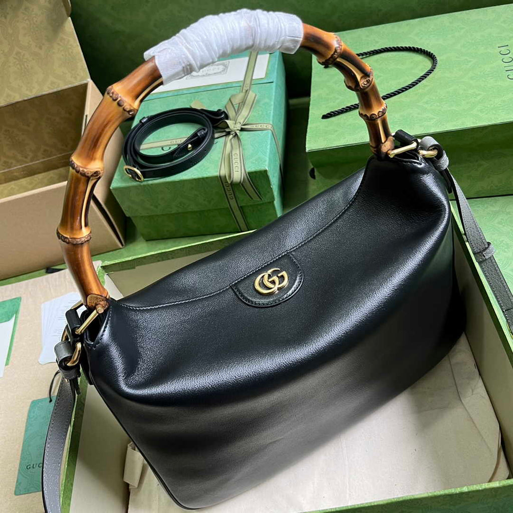 Gucci 746245 Diana large shoulder bag in black leather