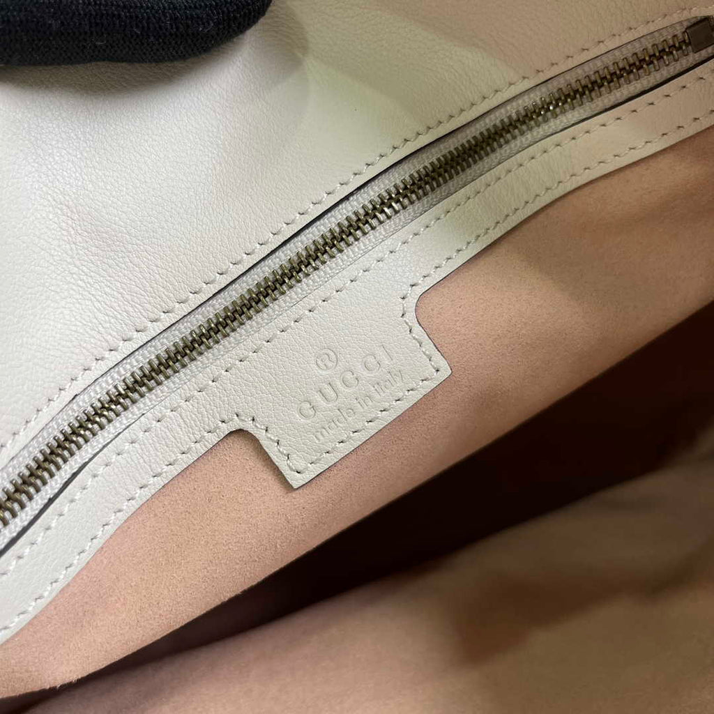 Gucci 746245 Diana large shoulder bag in white leather