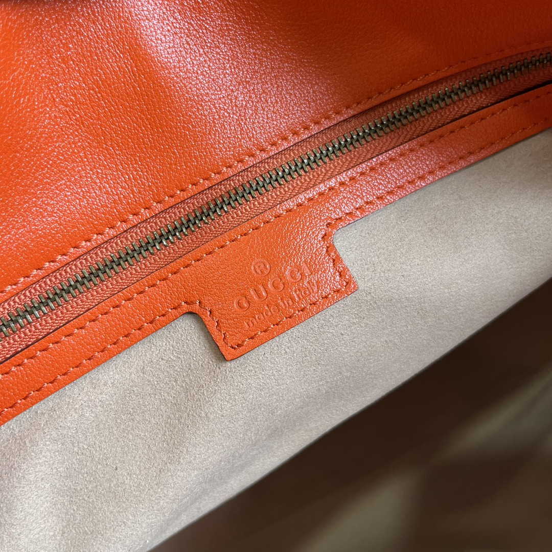 Gucci 746245 Diana large shoulder bag in Orange leather