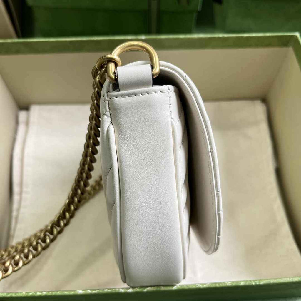 Gucci 746431 GG Marmont matelassé chain mini bag in beige leather