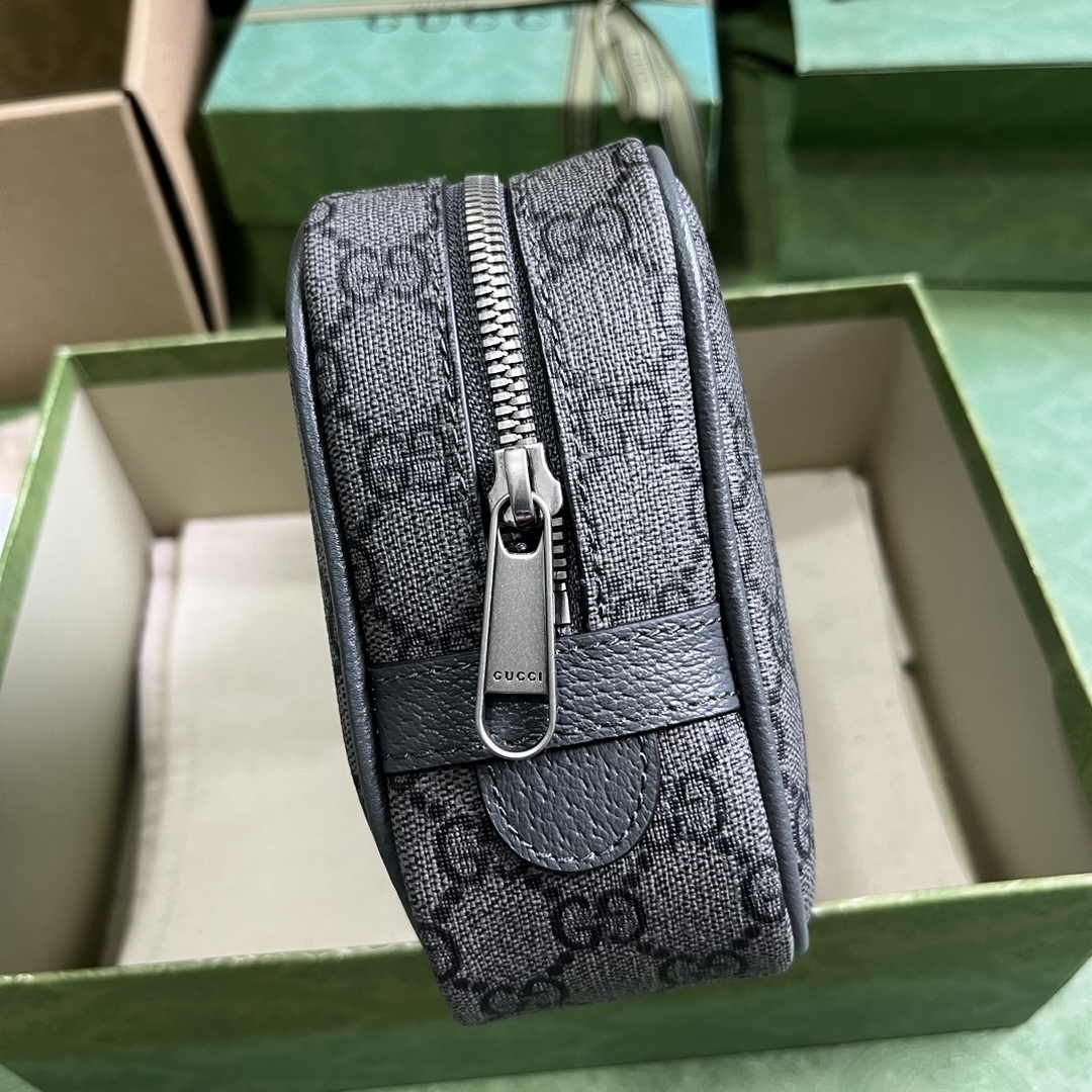 Gucci 760019 Ophidia GG toiletry case in grey and black Supreme