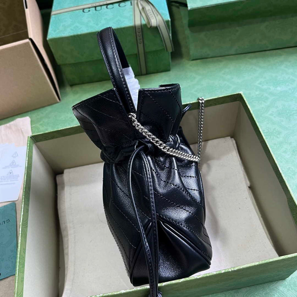 Gucci 760313 Blondie mini bucket bag in black leather