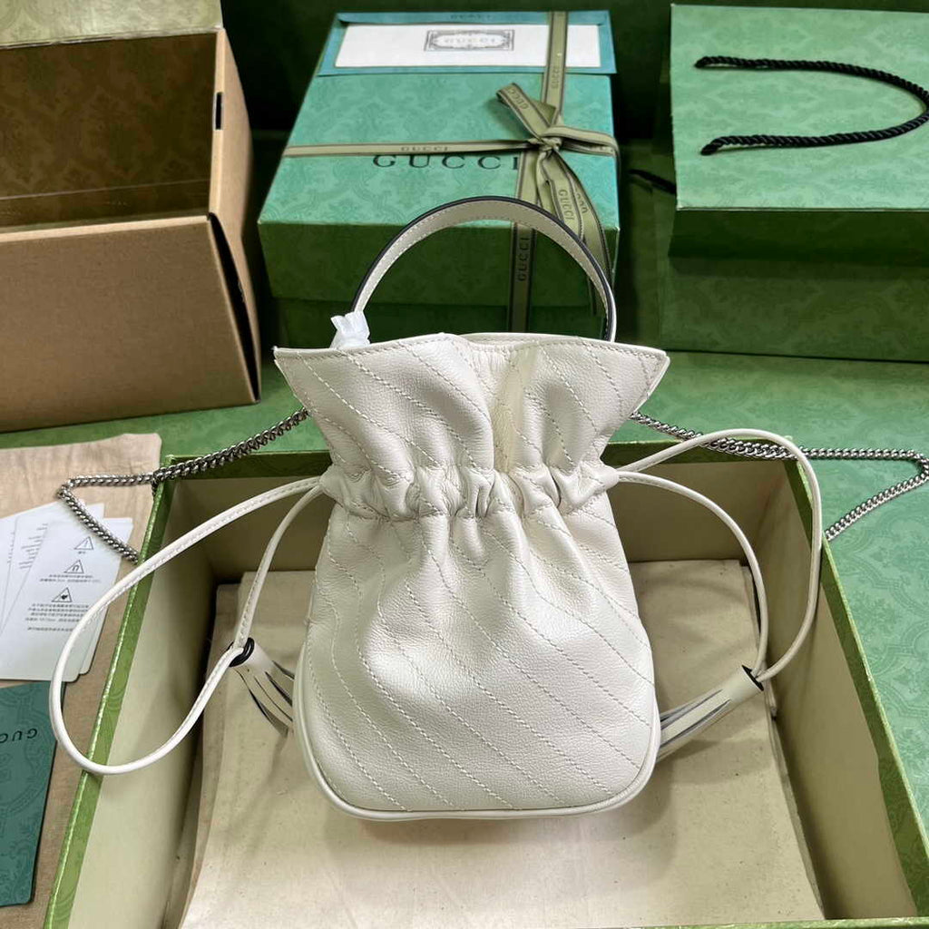 Gucci 760313 Blondie mini bucket bag in beige leather