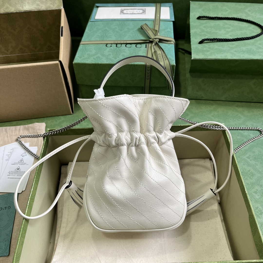 Gucci 760313 Blondie mini bucket bag in beige leather