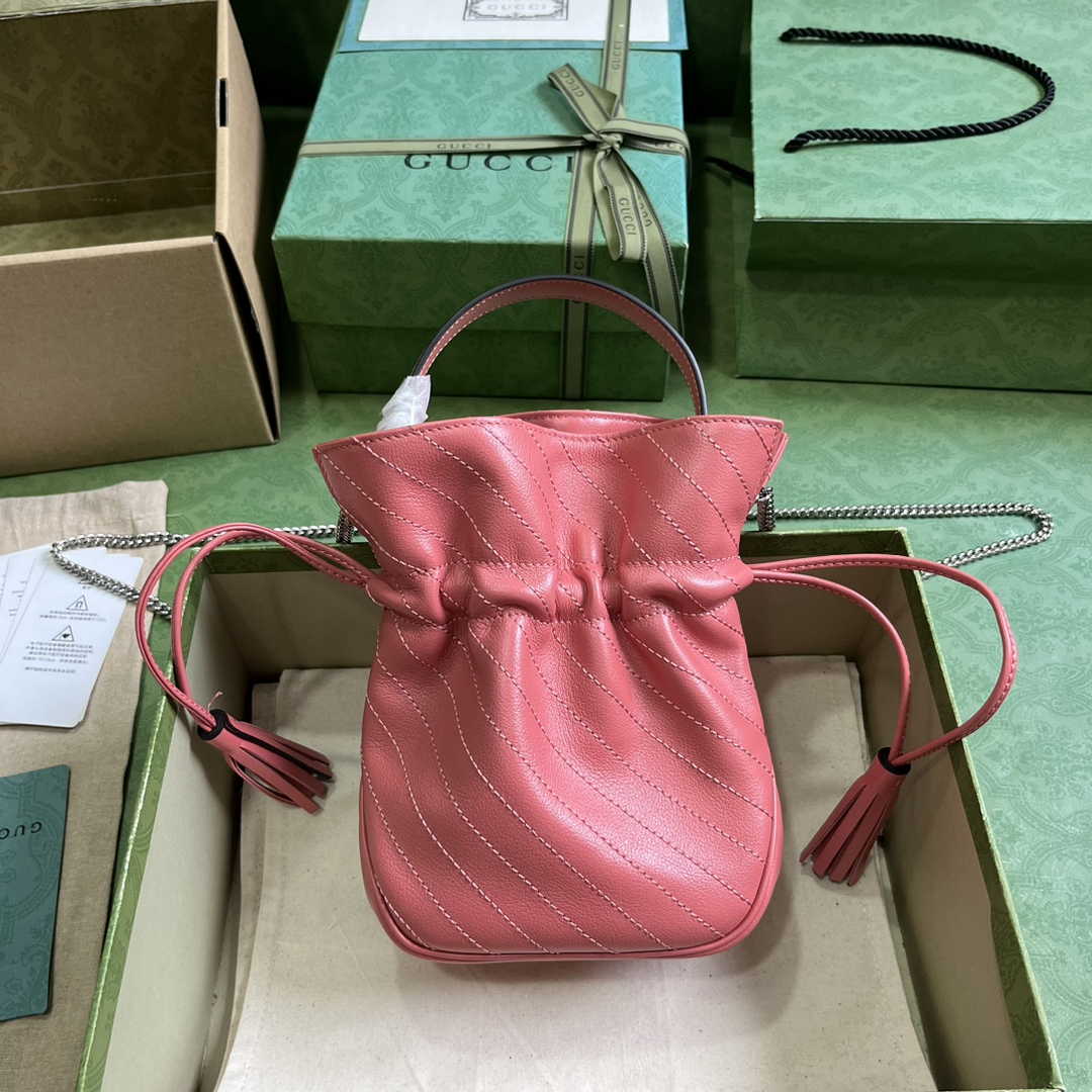 Gucci 760313 Blondie mini bucket bag in pink leather
