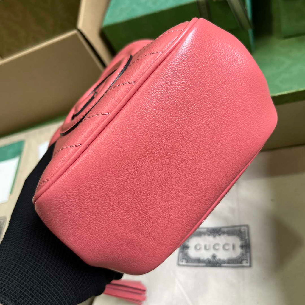 Gucci 760313 Blondie mini bucket bag in pink leather
