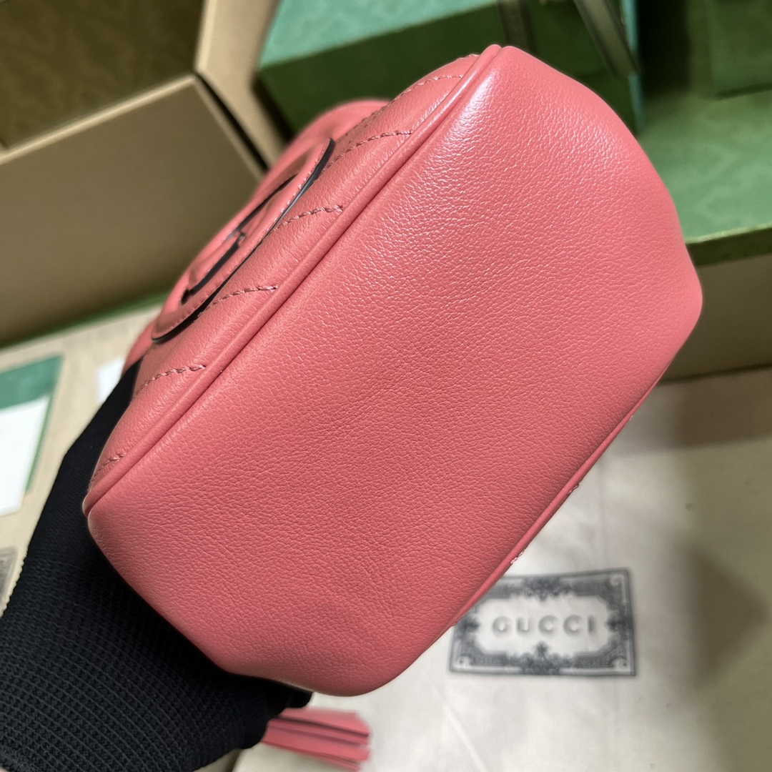 Gucci 760313 Blondie mini bucket bag in pink leather