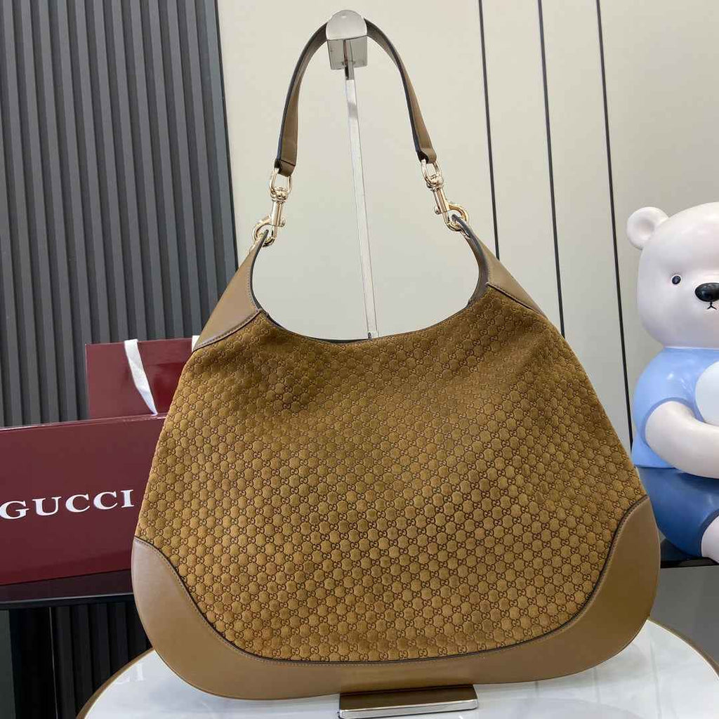 Gucci B large shoulder bag, 815924 in brown GG suede