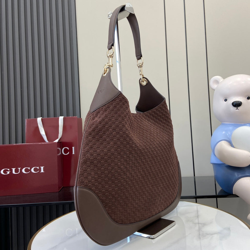 Gucci B large shoulder bag, 815924 in coffee GG suede