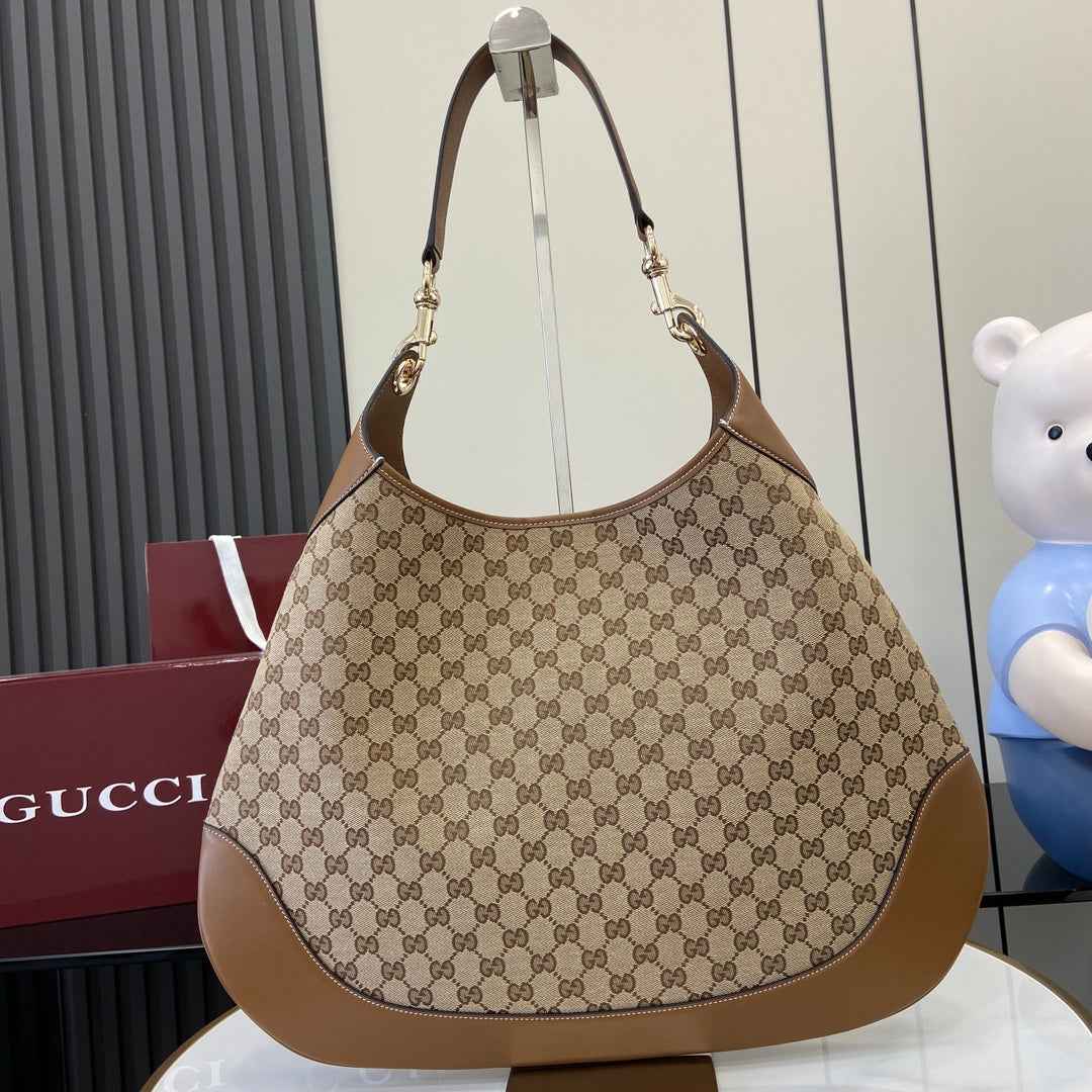 Gucci B large shoulder bag, 815924 in beige and dark brown