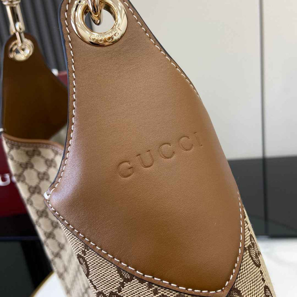 Gucci B large shoulder bag, 815924 in beige and dark brown