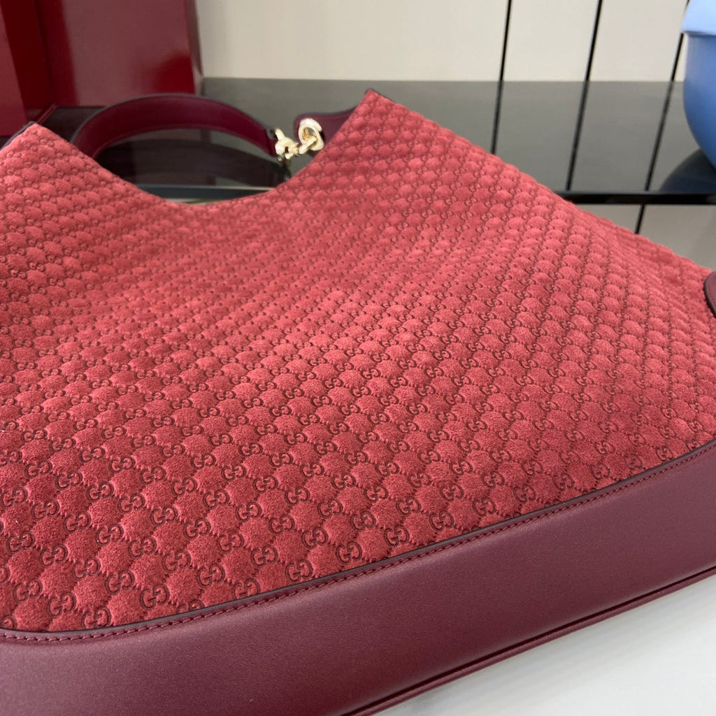 Gucci B large shoulder bag, 815924 in wine red GG suede