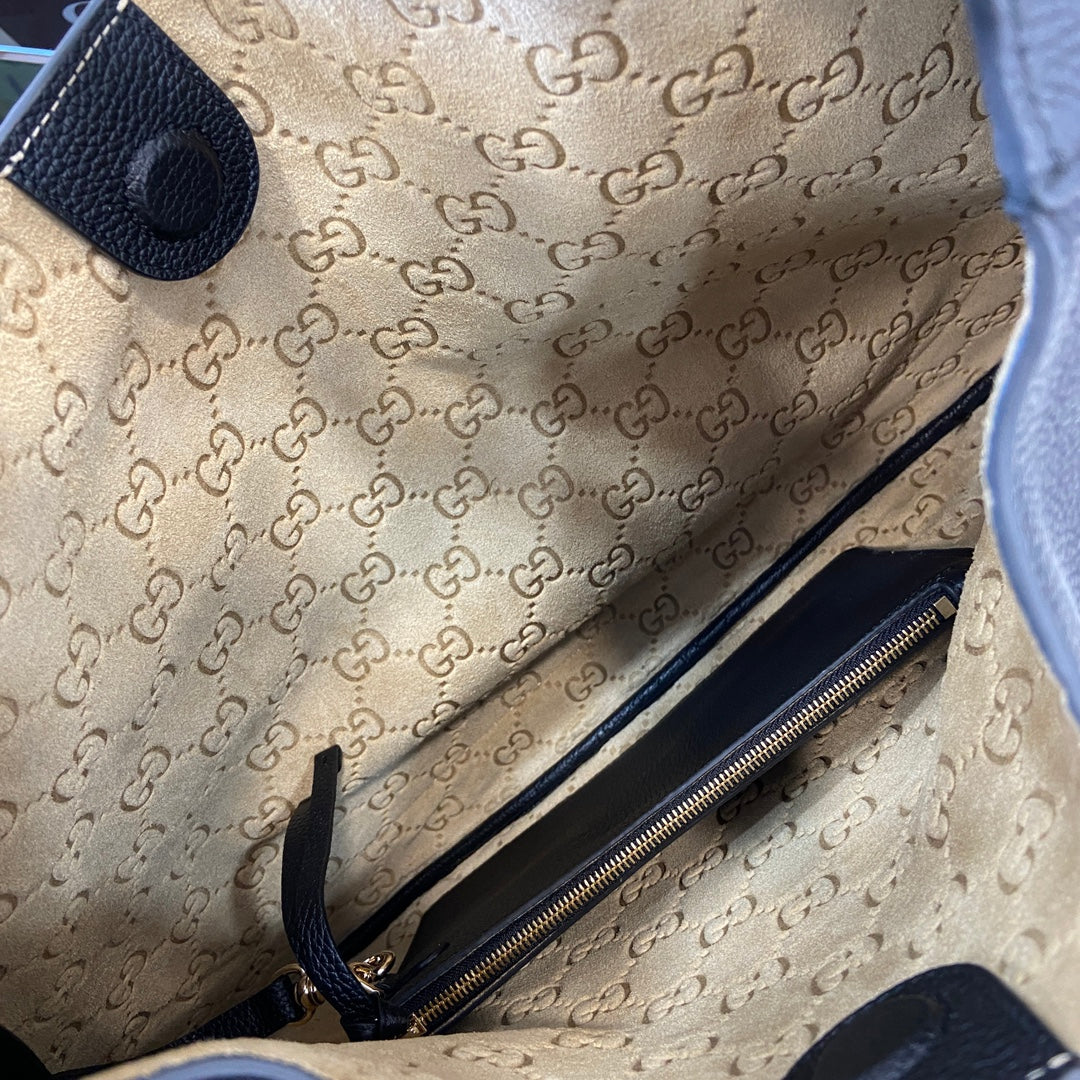 Gucci B large shoulder bag, 820169 in black leather