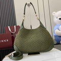 Gucci B medium shoulder bag, 834981 in green GG suede