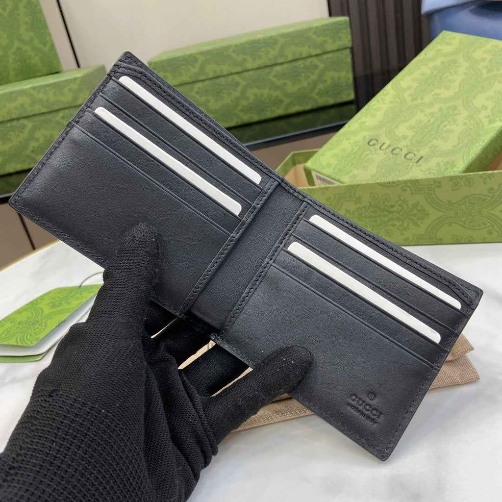 Gucci Bifold Wallet GG Supreme 451268 Bee