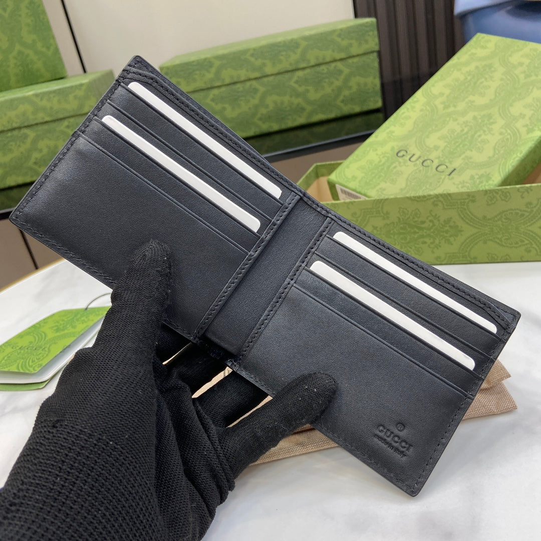 Gucci Bifold Wallet GG Supreme 451268 Bee