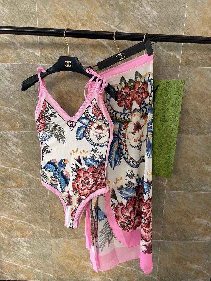 Gucci swimsuit 695832