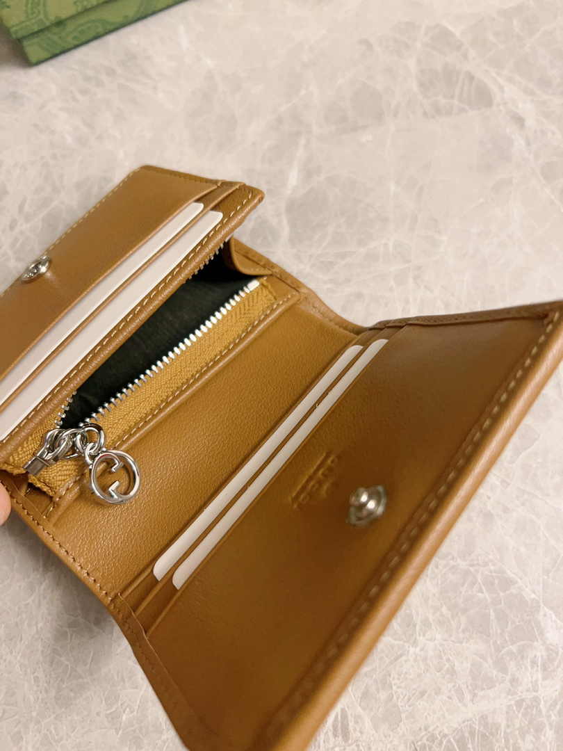 Gucci Blondie card case wallet 760317 in Brown leather ‎