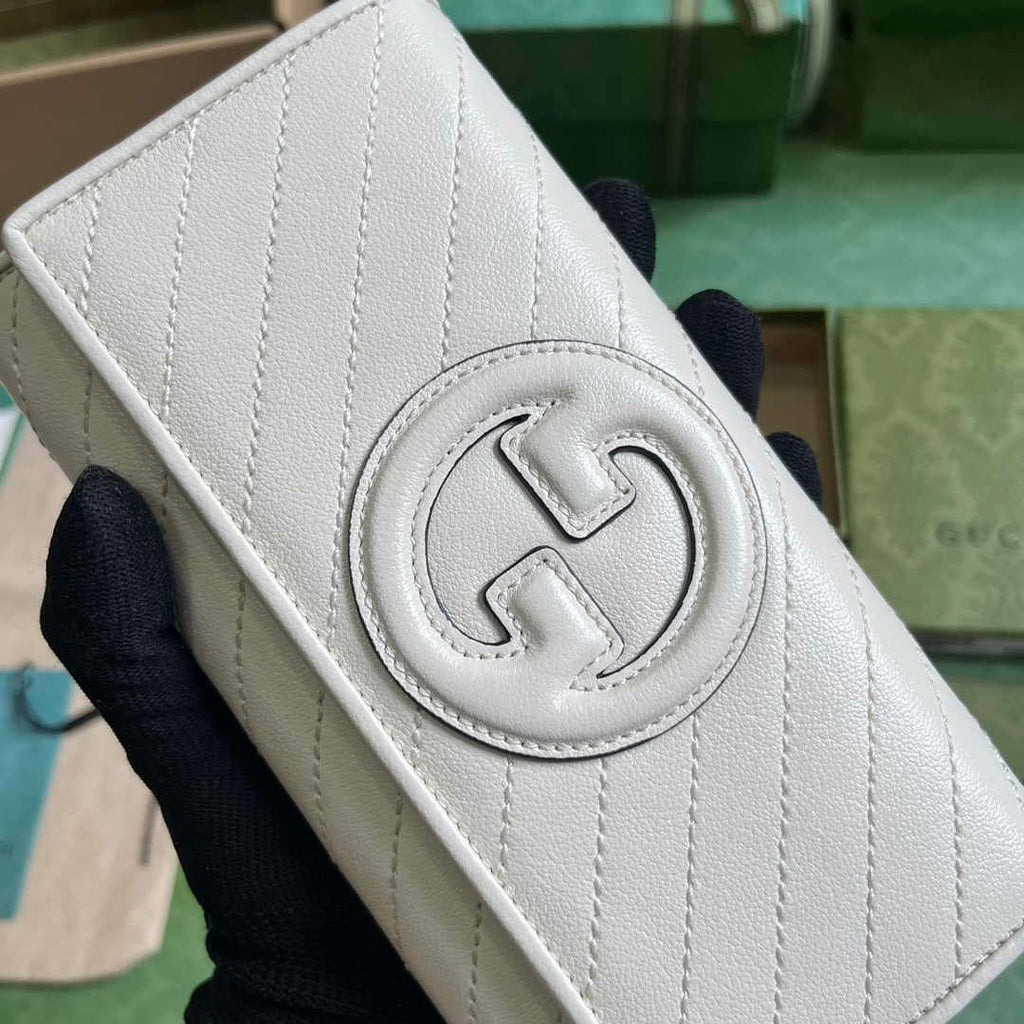 Gucci Blondie continental wallet 760302 in beige leather