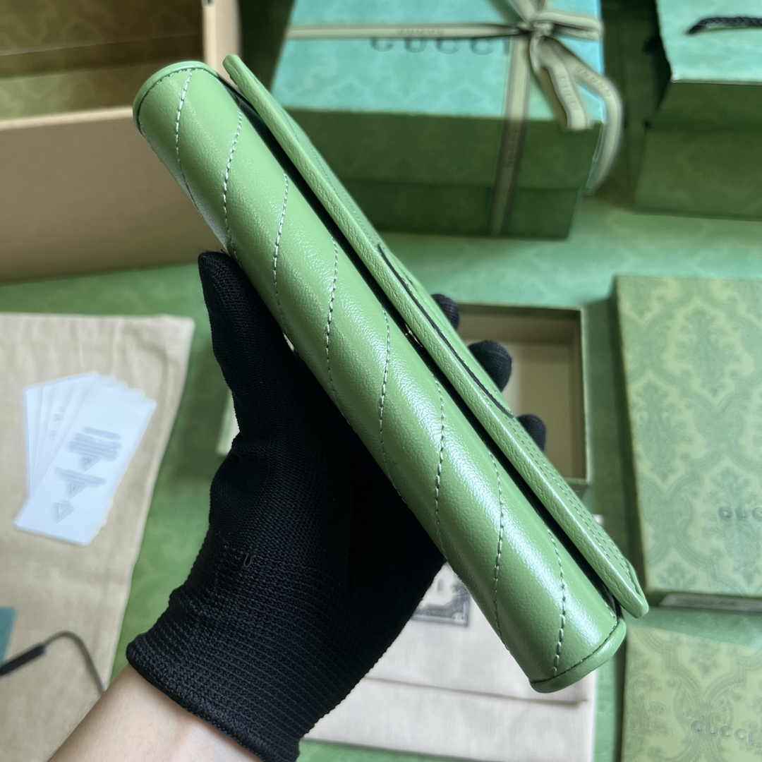 Gucci Blondie continental wallet 760302 in green leather