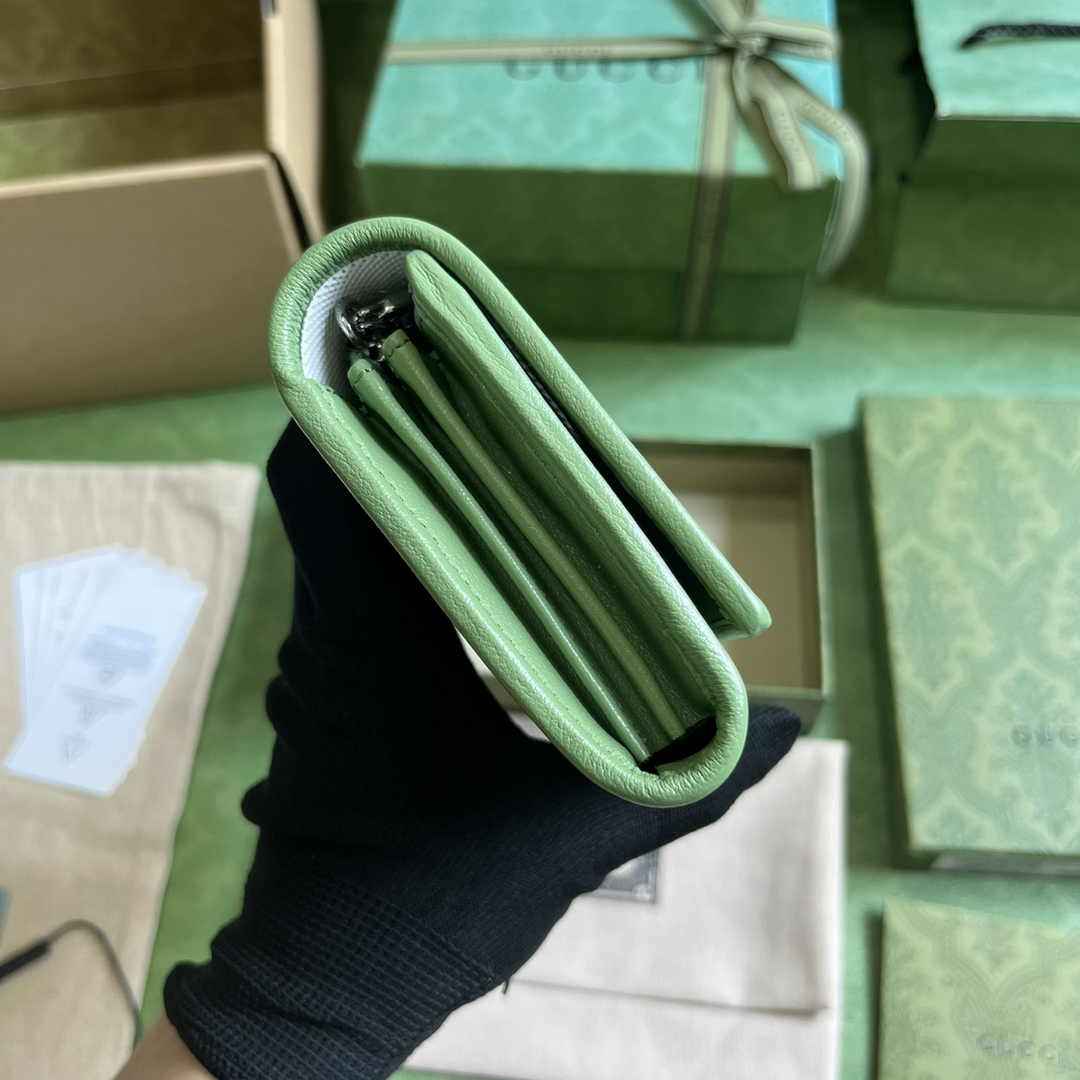 Gucci Blondie continental wallet 760302 in green leather