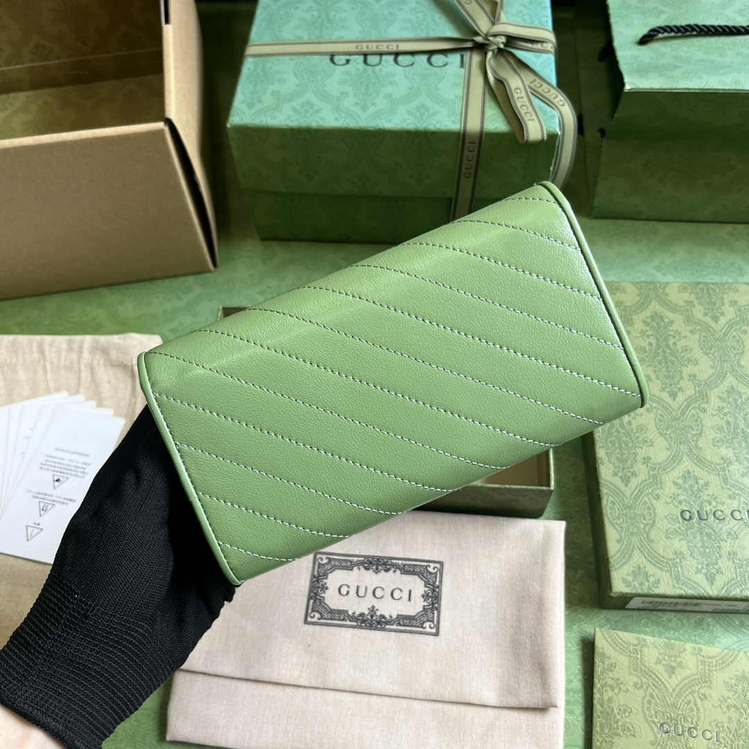 Gucci Blondie continental wallet 760302 in green leather