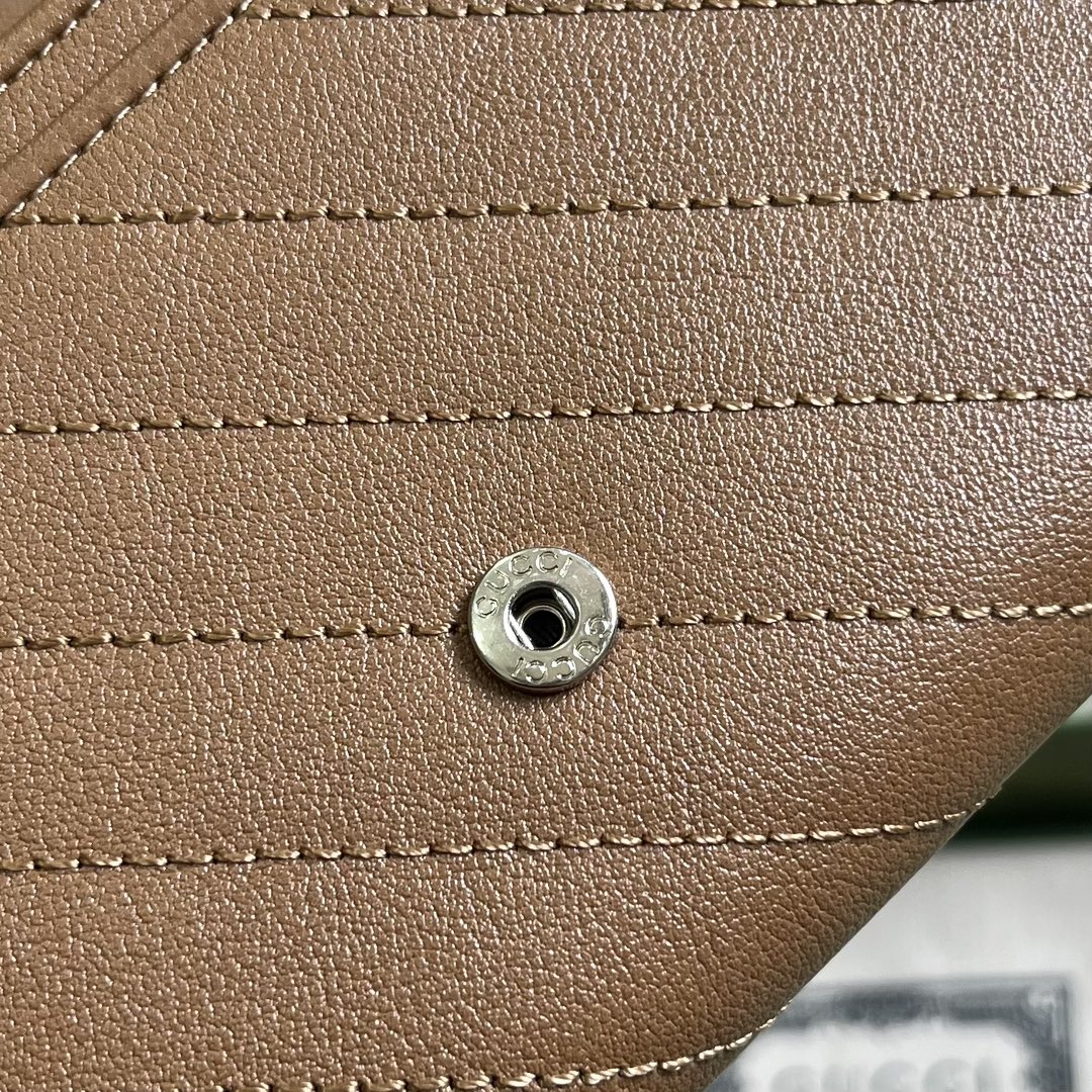 Gucci Blondie continental wallet 760302 in brown leather