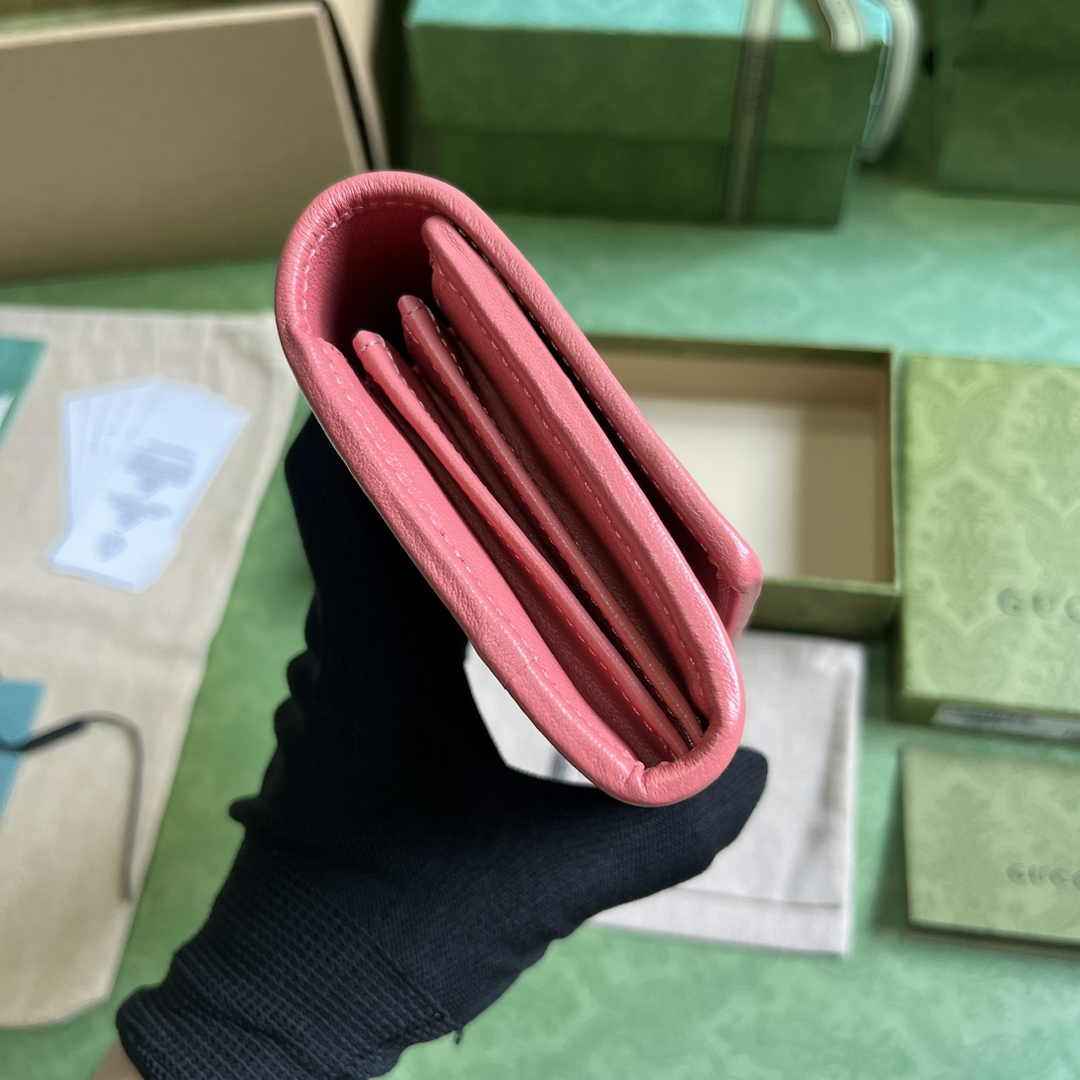 Gucci Blondie continental wallet 760302 in Pink leather