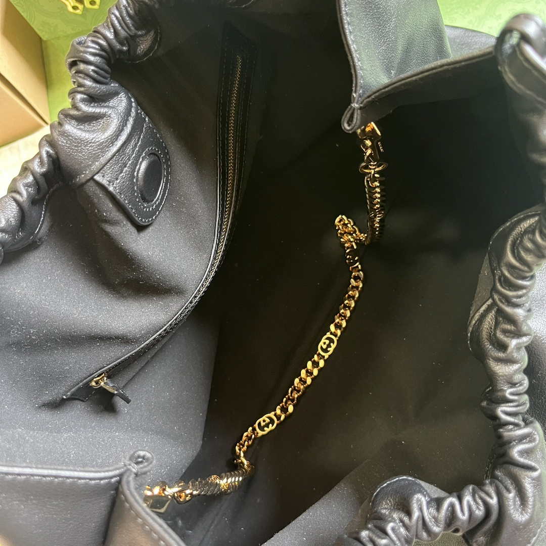 Gucci Blondie large tote bag in black leather 747372