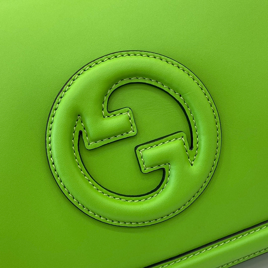 Gucci Blondie medium top handle bag 815716 in green leather