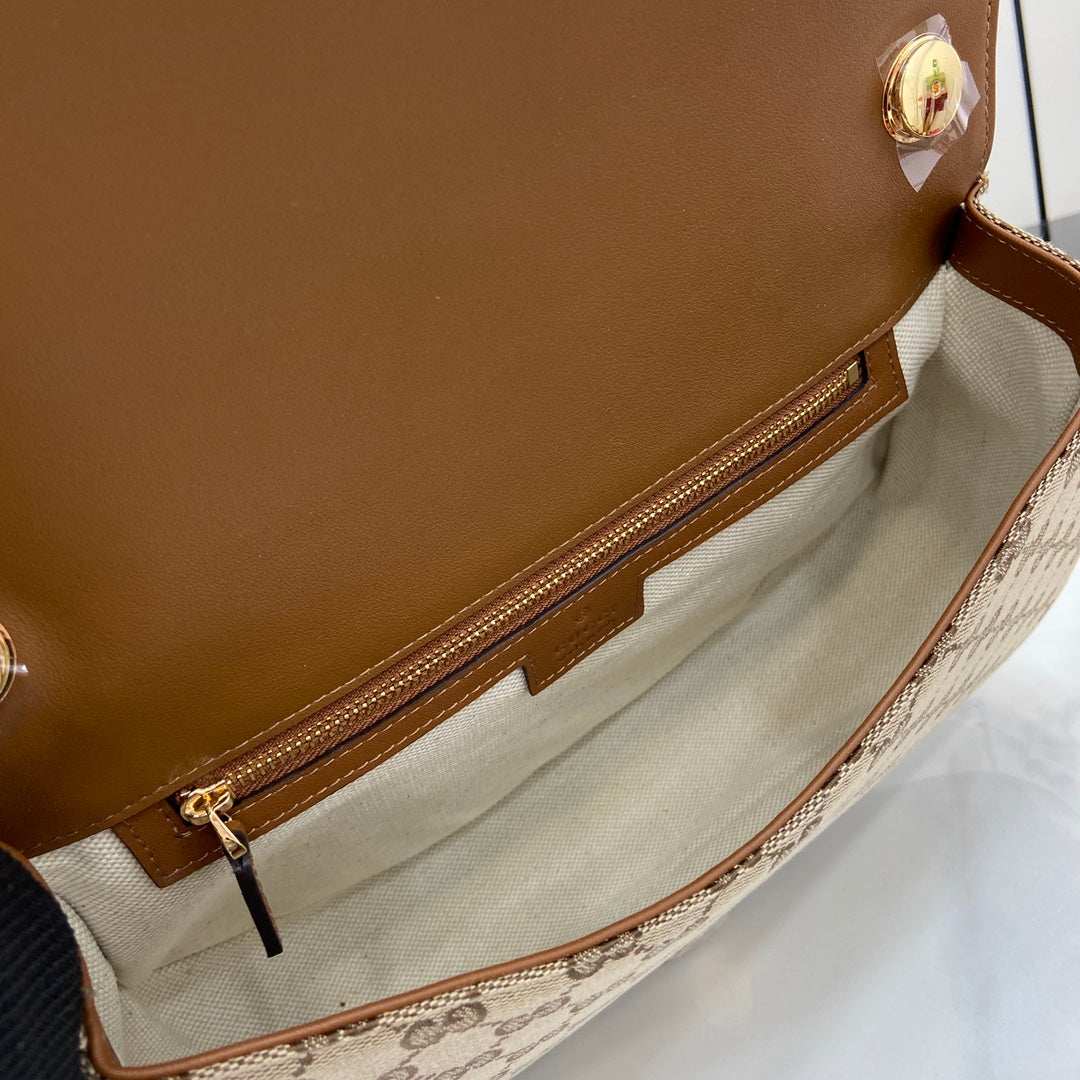 Gucci Blondie medium top handle bag 815716 in beige GG canvas