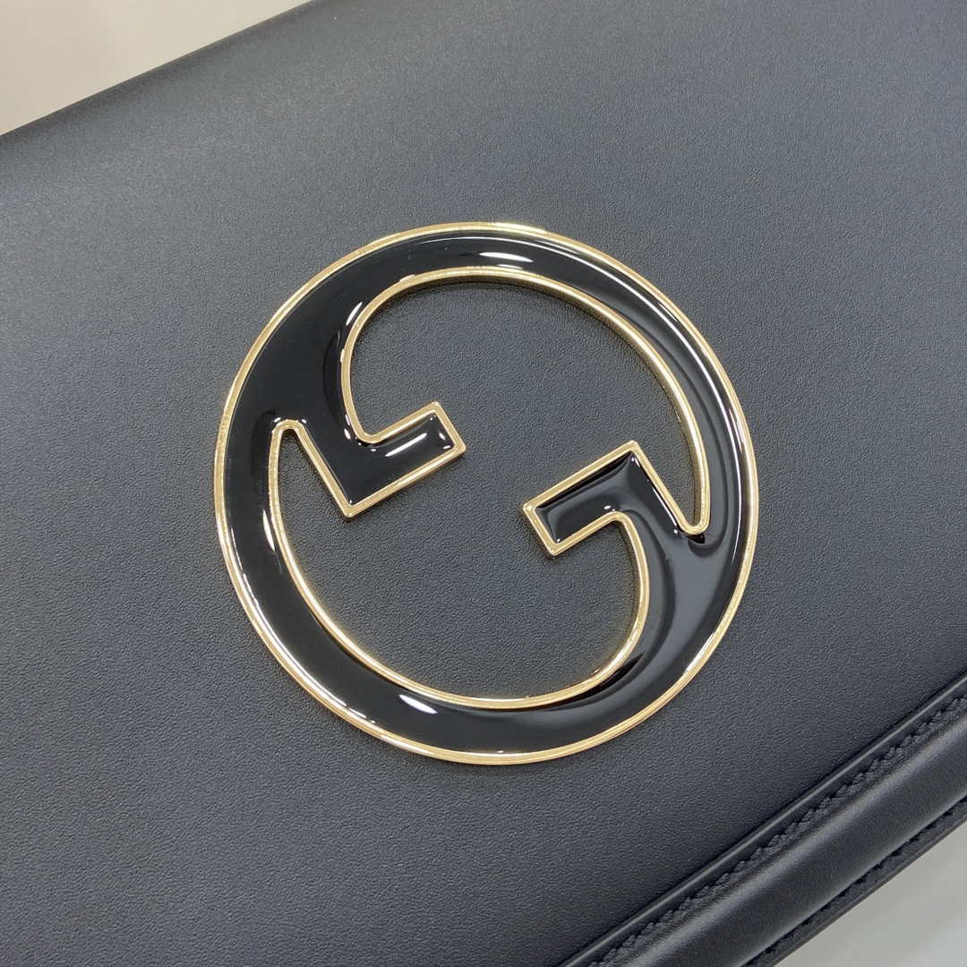 Gucci Blondie medium top handle bag 815716 in black smooth leather
