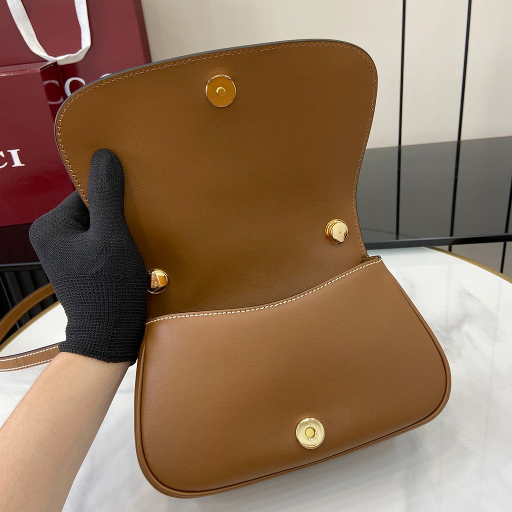 Gucci Blondie mini shoulder bag in brown leather 815700