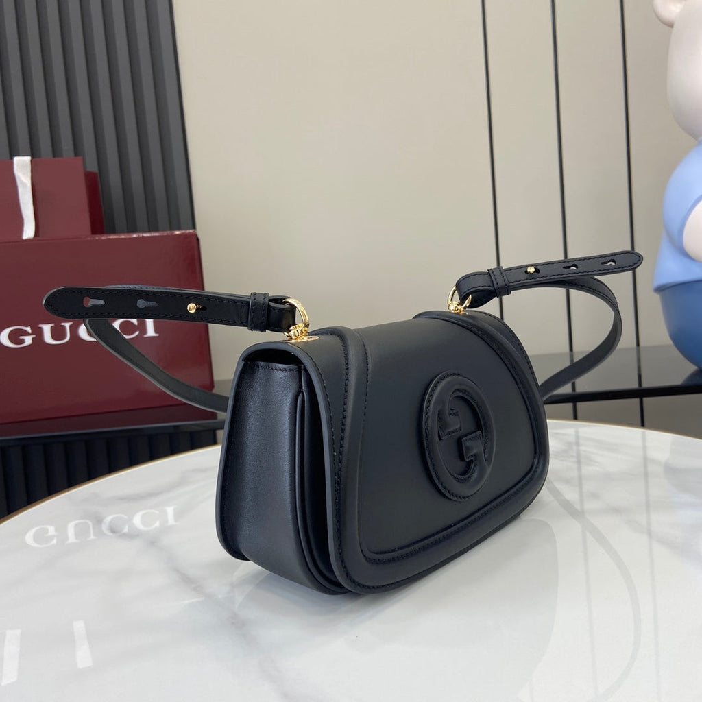 Gucci Blondie mini shoulder bag in black leather 815700