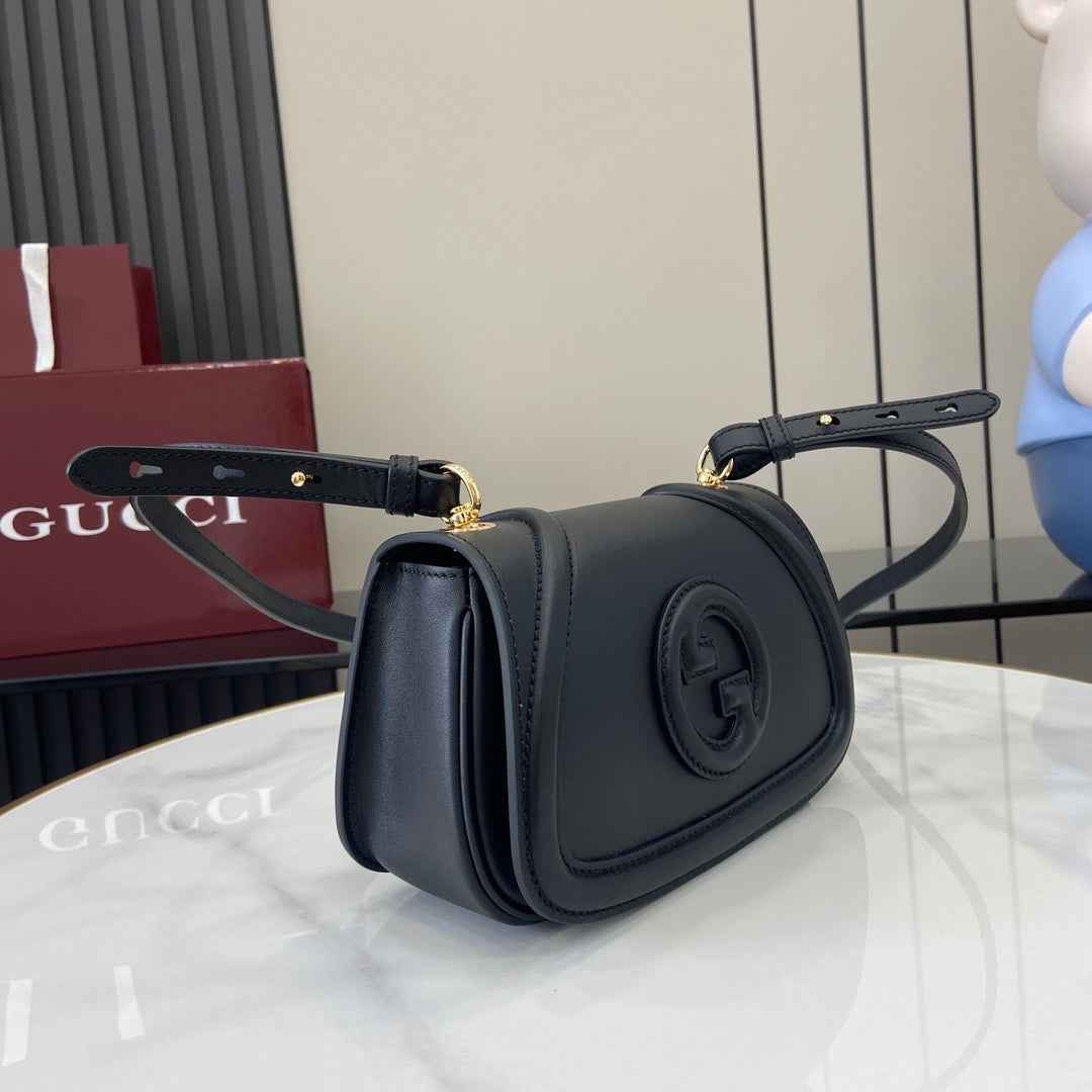 Gucci Blondie mini shoulder bag in black leather 815700