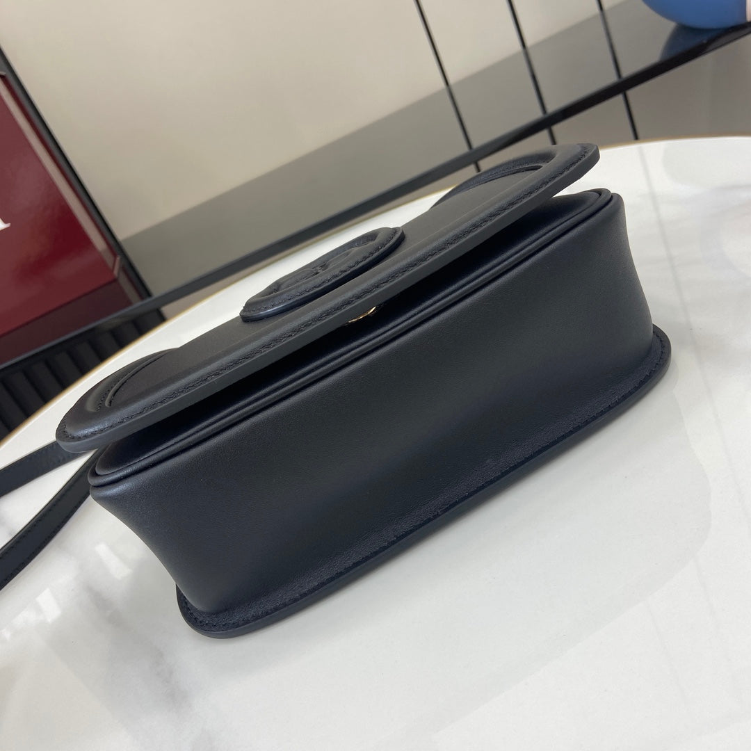 Gucci Blondie mini shoulder bag in black leather 815700