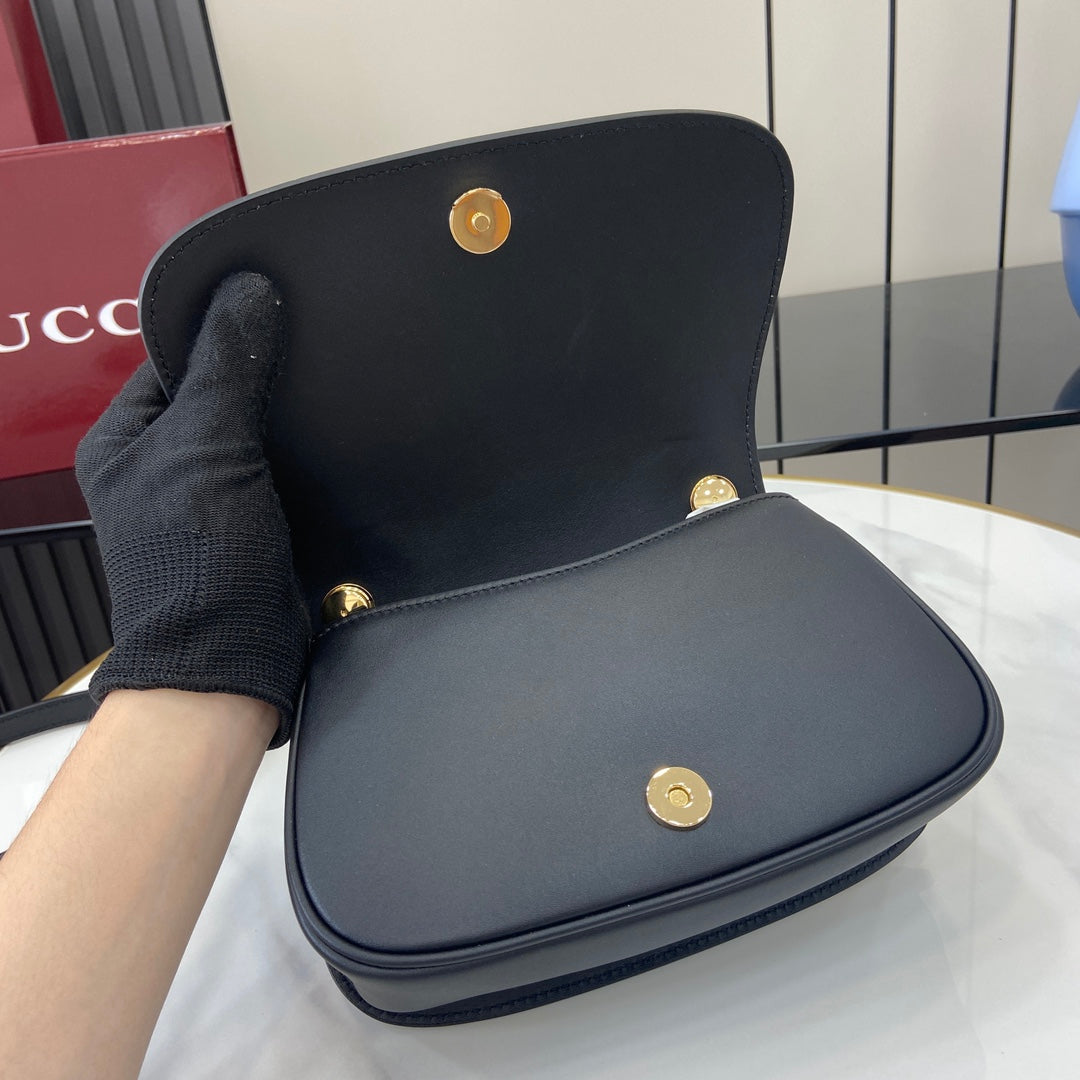 Gucci Blondie mini shoulder bag in black leather 815700